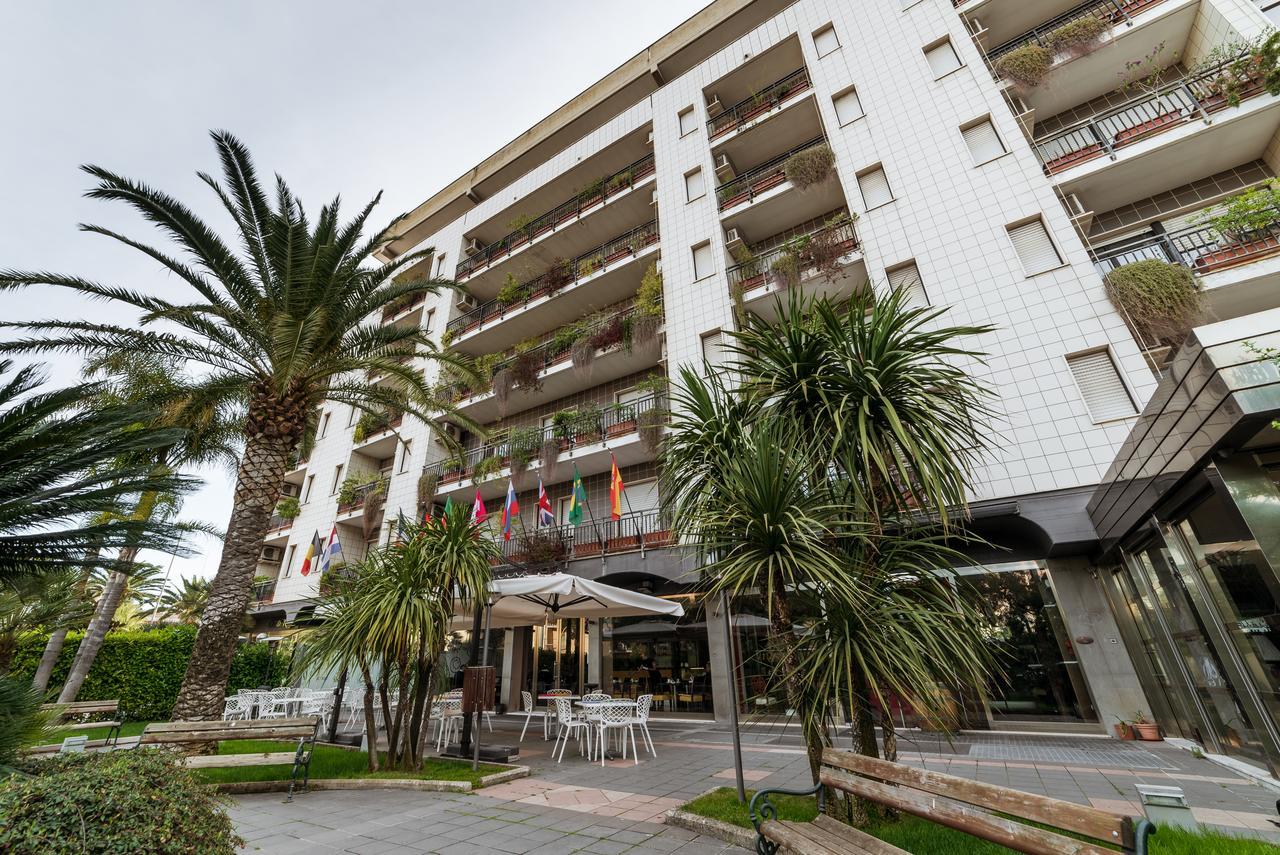 Rondo' Hotel Bari Exteriör bild