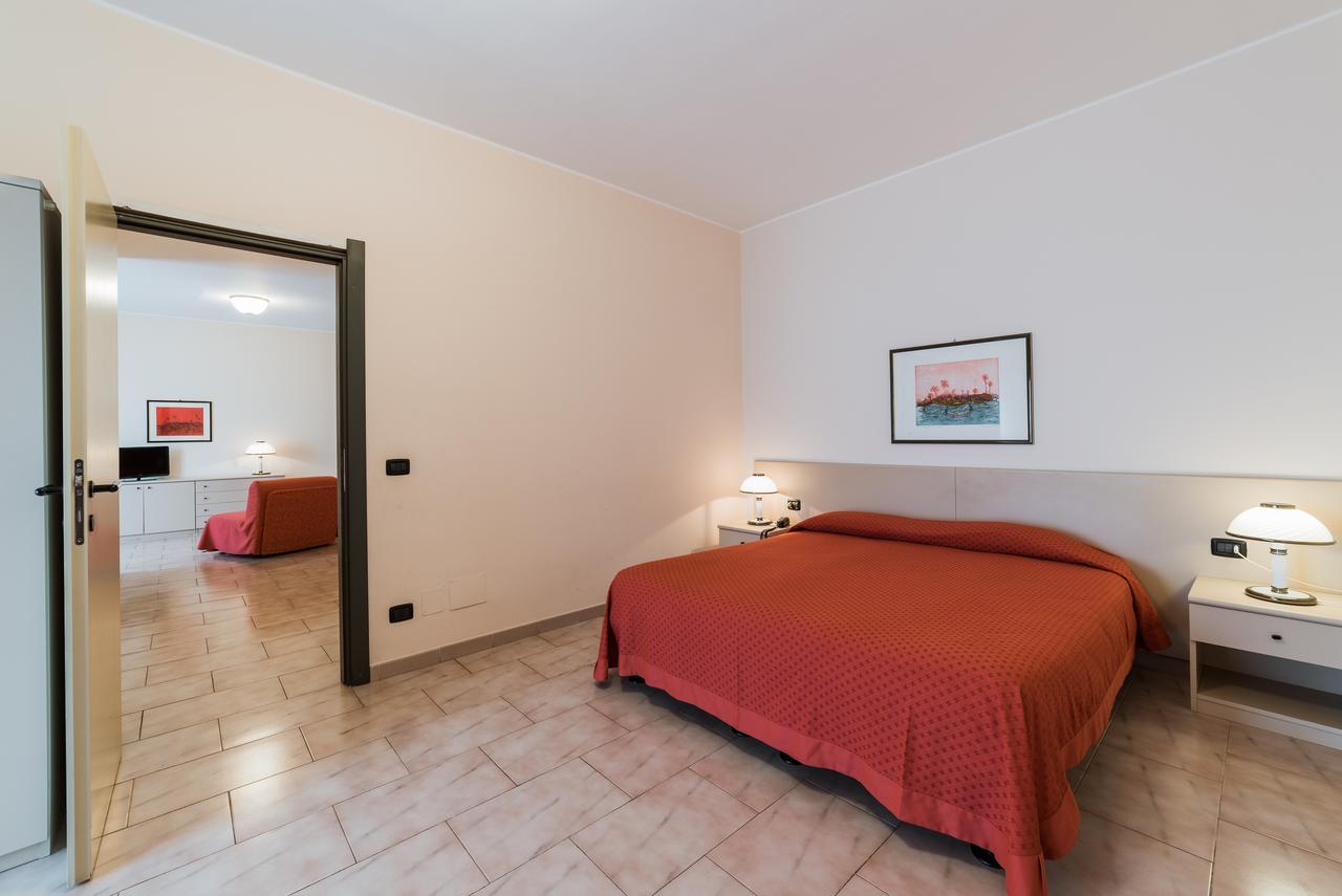 Rondo' Hotel Bari Exteriör bild